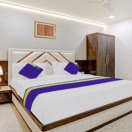 Treebo Premium Golden Bliss Trimurti Nagar Square นาคปุระ ภายนอก รูปภาพ