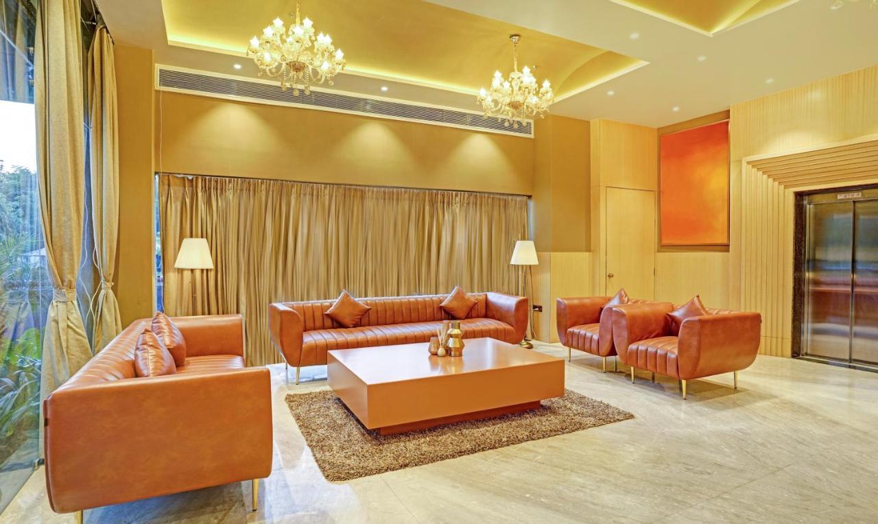 Treebo Premium Golden Bliss Trimurti Nagar Square นาคปุระ ภายนอก รูปภาพ