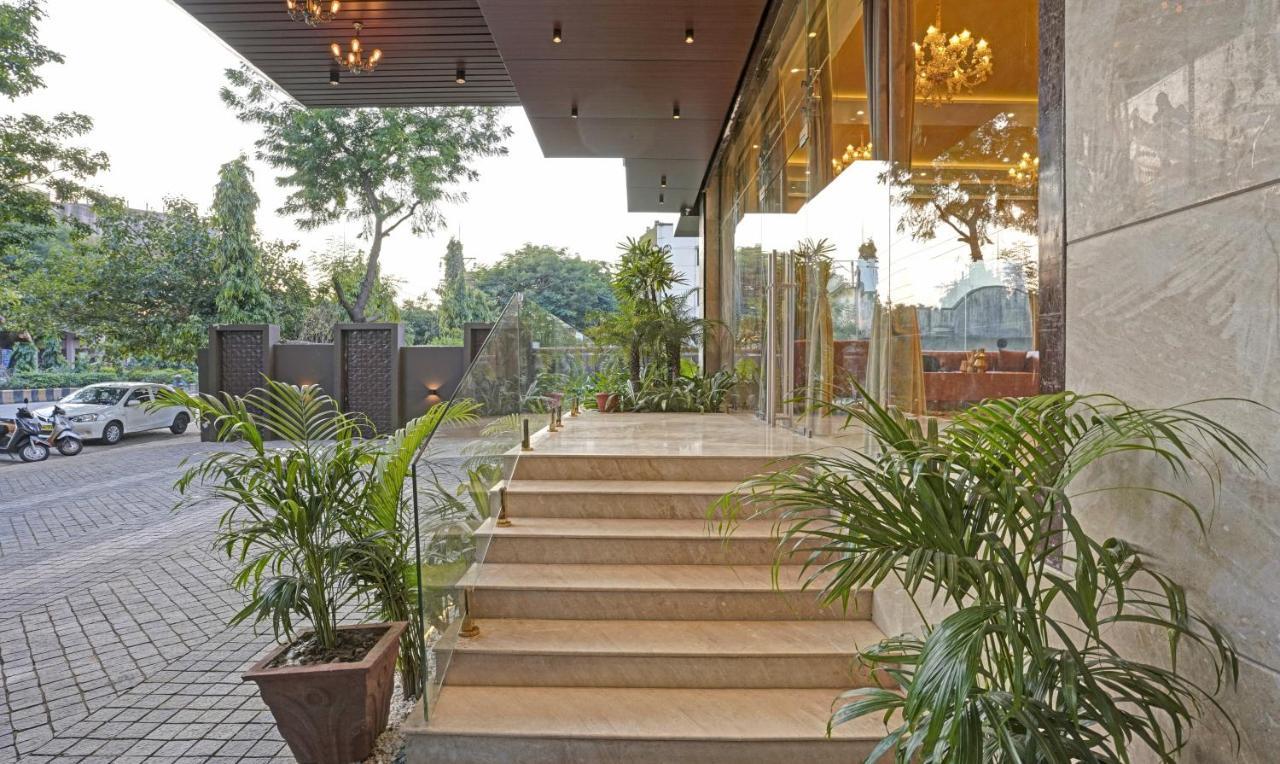 Treebo Premium Golden Bliss Trimurti Nagar Square นาคปุระ ภายนอก รูปภาพ