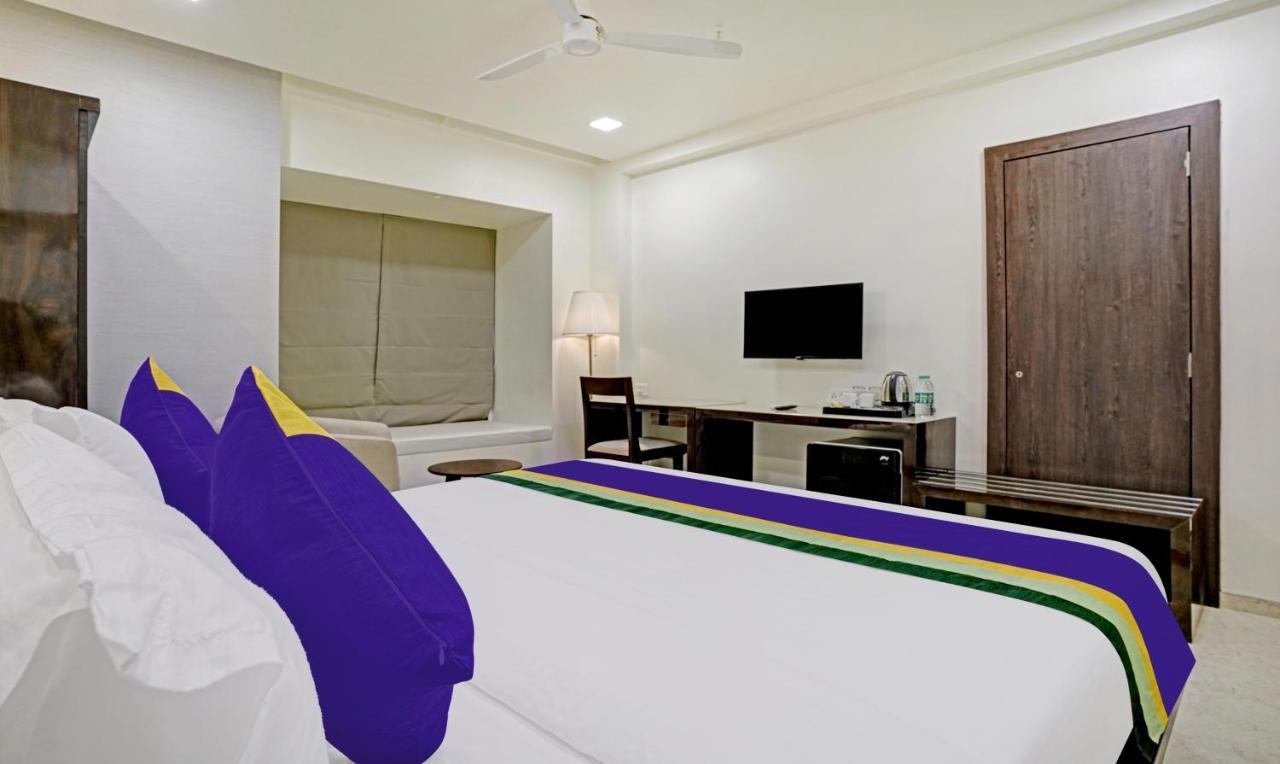 Treebo Premium Golden Bliss Trimurti Nagar Square นาคปุระ ภายนอก รูปภาพ