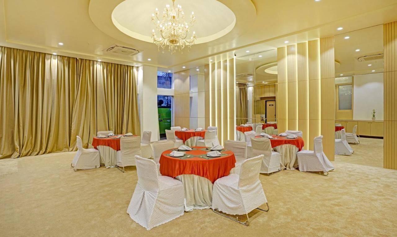 Treebo Premium Golden Bliss Trimurti Nagar Square นาคปุระ ภายนอก รูปภาพ