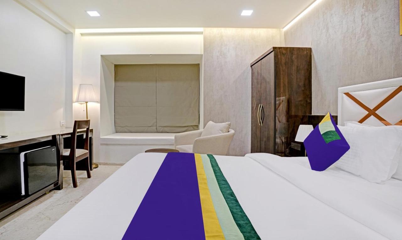 Treebo Premium Golden Bliss Trimurti Nagar Square นาคปุระ ภายนอก รูปภาพ