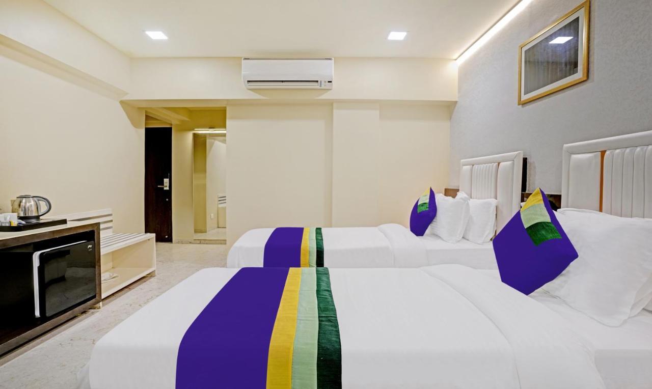 Treebo Premium Golden Bliss Trimurti Nagar Square นาคปุระ ภายนอก รูปภาพ