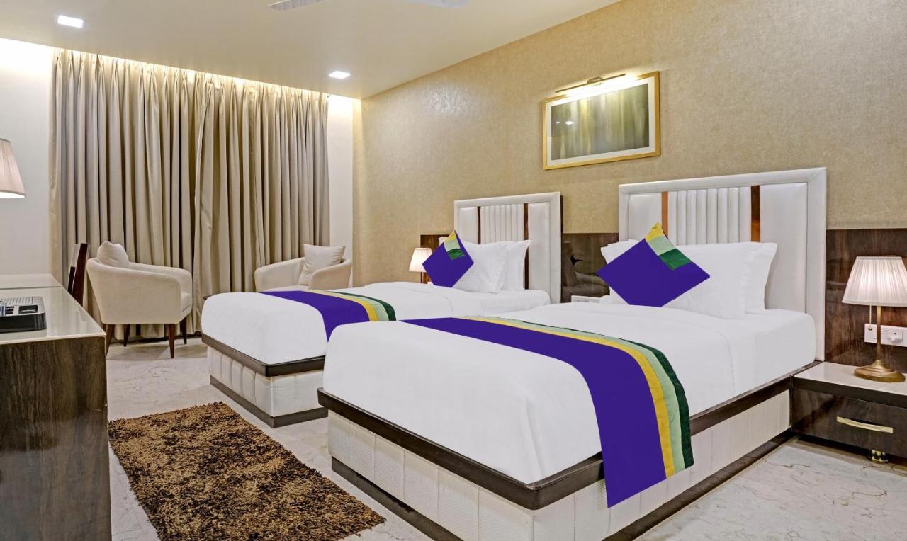 Treebo Premium Golden Bliss Trimurti Nagar Square นาคปุระ ภายนอก รูปภาพ