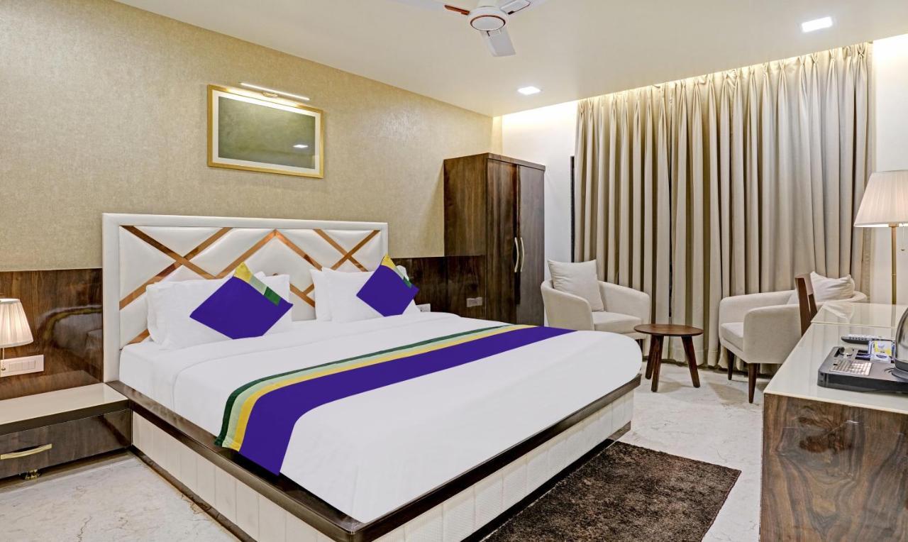Treebo Premium Golden Bliss Trimurti Nagar Square นาคปุระ ภายนอก รูปภาพ