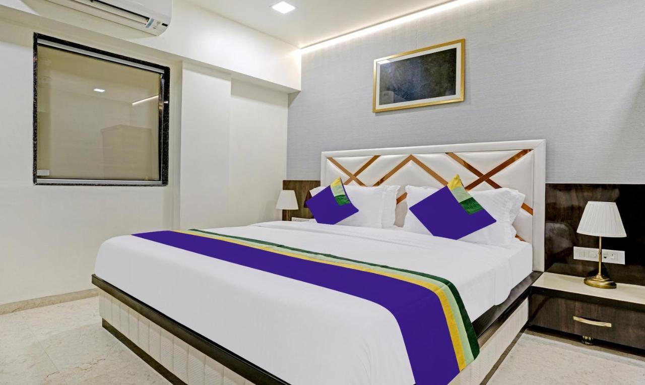 Treebo Premium Golden Bliss Trimurti Nagar Square นาคปุระ ภายนอก รูปภาพ