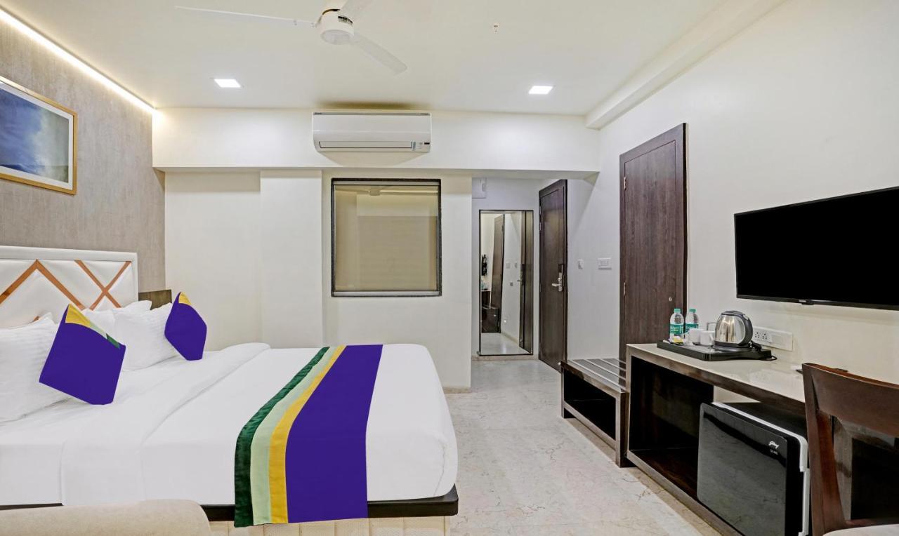 Treebo Premium Golden Bliss Trimurti Nagar Square นาคปุระ ภายนอก รูปภาพ