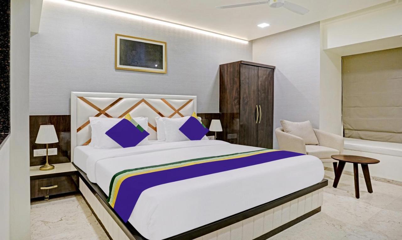 Treebo Premium Golden Bliss Trimurti Nagar Square นาคปุระ ภายนอก รูปภาพ